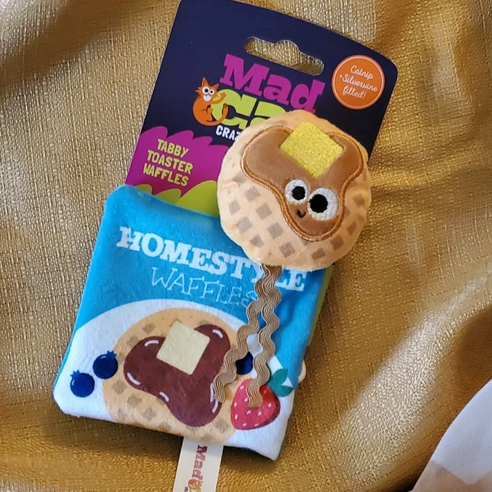 Cat Toys‎